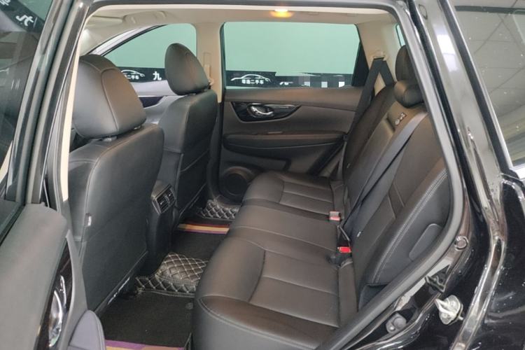 Used Nissan X-Trail 2023 Classic 2.0L Two-Wheel Drive Smart Connect Premium Edition Left Rear Seat