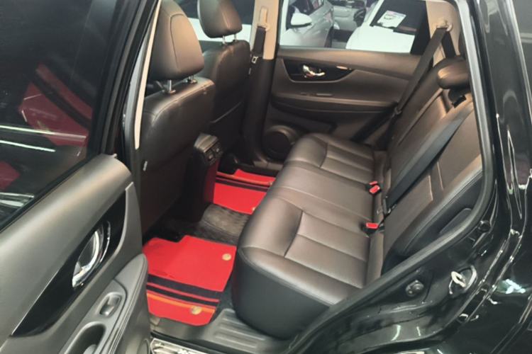 Used Nissan X-Trail 2023 Classic 2.0L Two-Wheel Drive Smart Connect & Comfort Edition Left Rear Seat