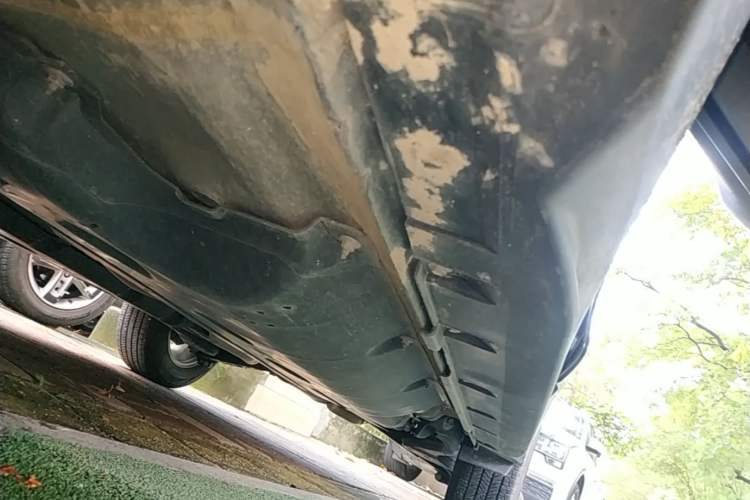 Used Nissan X-Trail 2023 Classic 2.0L Two-Wheel Drive Smart Connect & Comfort Edition Left Side Sill