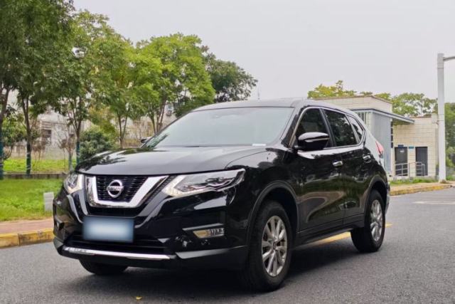 Used Nissan X-Trail 2023 Classic 2.0L Two-Wheel Drive Smart Connect Premium Edition