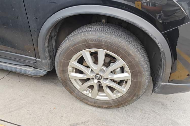 Used Nissan X-Trail 2023 Classic 2.0L Two-Wheel Drive Smart Connect & Comfort Edition Right Front Wheel Hub