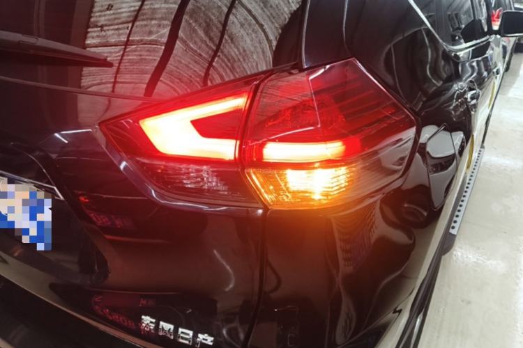 Used Nissan X-Trail 2023 Classic 2.0L Two-Wheel Drive Smart Connect & Comfort Edition Right Rear Taillight