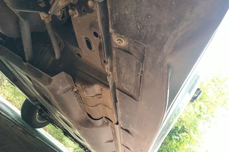 Used Nissan X-Trail 2023 Classic 2.0L Two-Wheel Drive Smart Connect & Comfort Edition Right Side Sill