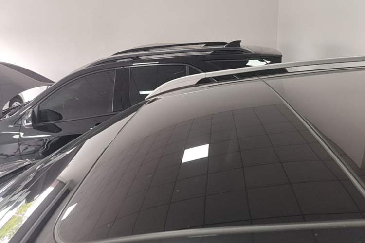 Used Nissan X-Trail 2023 Classic 2.0L Two-Wheel Drive Smart Connect Premium Edition Roof