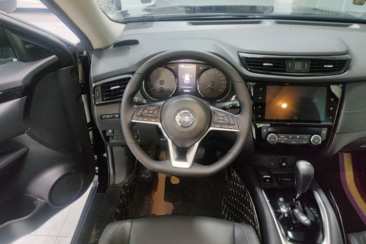 Used Nissan X-Trail 2023 Classic 2.0L Two-Wheel Drive Smart Connect Premium Edition Steering Wheel