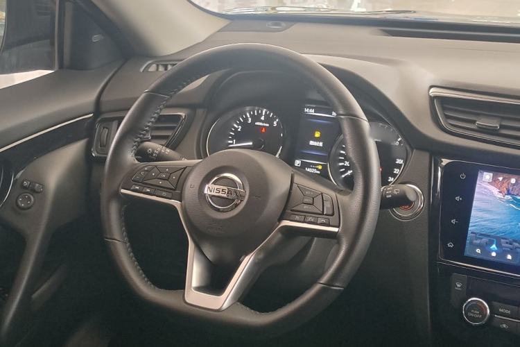 Used Nissan X-Trail 2023 Classic 2.0L Two-Wheel Drive Smart Connect & Comfort Edition Steering Wheel