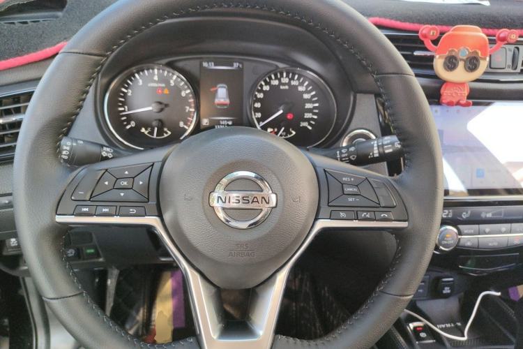 Used Nissan X-Trail 2023 Classic 2.0L Two-Wheel Drive Smart Connect Premium Edition Steering Wheel