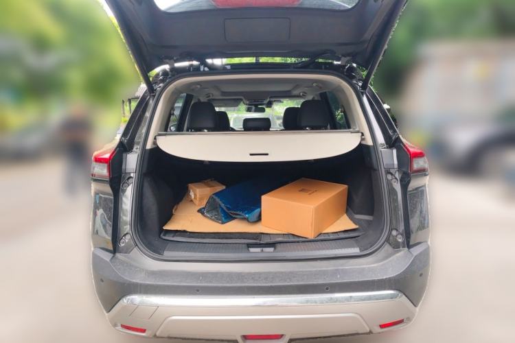 Used Nissan X-Trail 2023 e-POWER Ultra-Hybrid Dual-Motor All-Wheel-Drive Supreme Edition Trunk