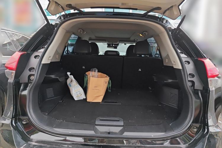 Used Nissan X-Trail 2023 Classic 2.0L Two-Wheel Drive Smart Connect & Comfort Edition Trunk
