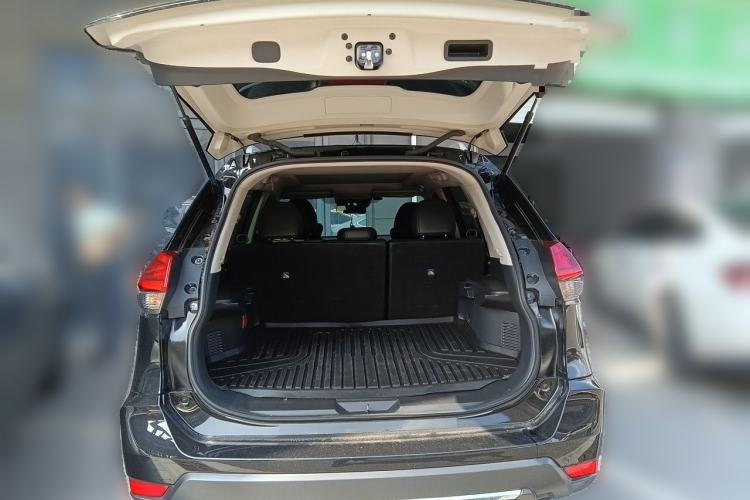 Used Nissan X-Trail 2023 Classic 2.0L Two-Wheel Drive Smart Connect & Comfort Edition Trunk