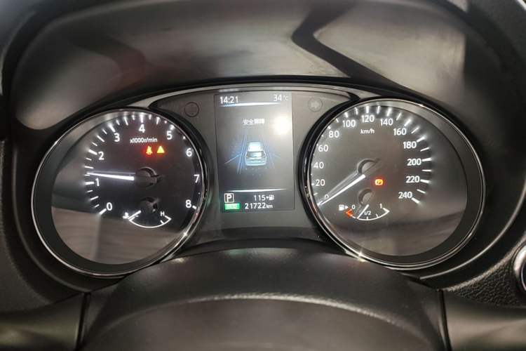 Used Nissan X-Trail 2023 Classic 2.0L Two-Wheel Drive Smart Connect & Comfort Edition Instrument Cluster