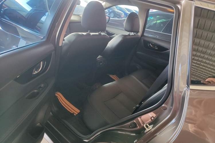 Used Nissan X-Trail 2023 Classic 2.0L Two-Wheel Drive Smart Connect & Comfort Edition Left Rear Seat