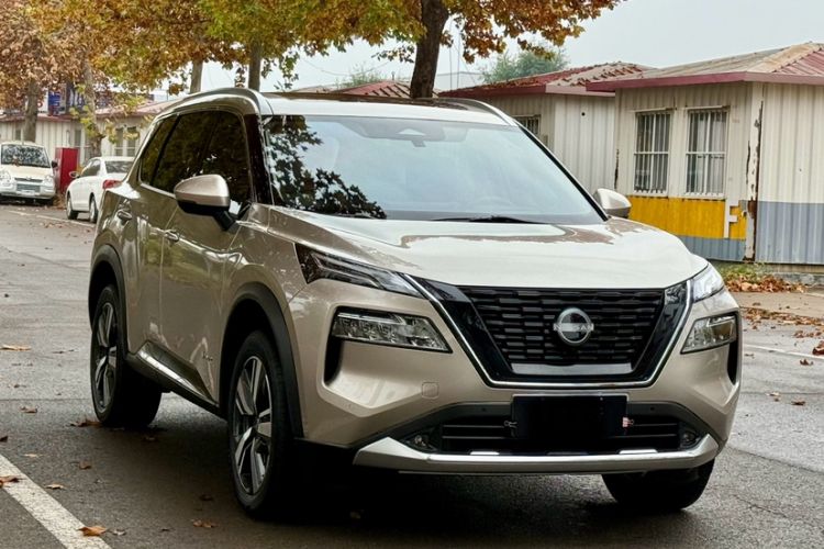 Used Nissan X-Trail 2023 e-POWER Ultra-Hybrid Dual-Motor All-Wheel-Drive Supreme Edition Exterior 2