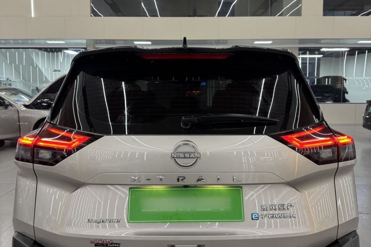 Used Nissan X-Trail 2023 e-POWER Ultra-Hybrid Dual-Motor All-Wheel-Drive Luxury Edition Exterior 3