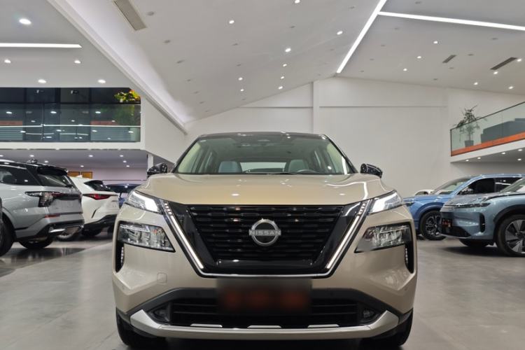 Used Nissan X-Trail 2023 e-POWER Ultra-Hybrid Dual-Motor All-Wheel-Drive Luxury Edition Exterior 4