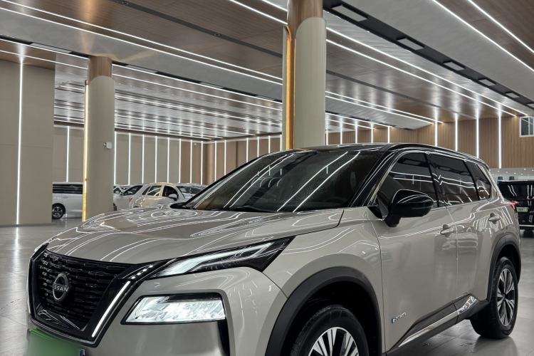 Used Nissan X-Trail 2023 e-POWER Ultra-Hybrid Dual-Motor All-Wheel-Drive Luxury Edition Exterior 4