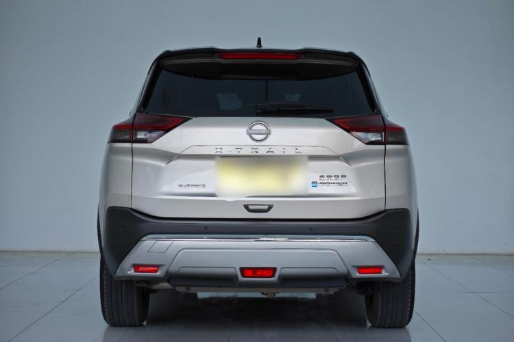 Used Nissan X-Trail 2023 e-POWER Ultra-Hybrid Dual-Motor All-Wheel-Drive Luxury Edition Exterior 4