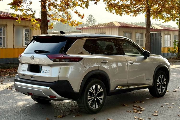 Used Nissan X-Trail 2023 e-POWER Ultra-Hybrid Dual-Motor All-Wheel-Drive Luxury Edition Exterior 6
