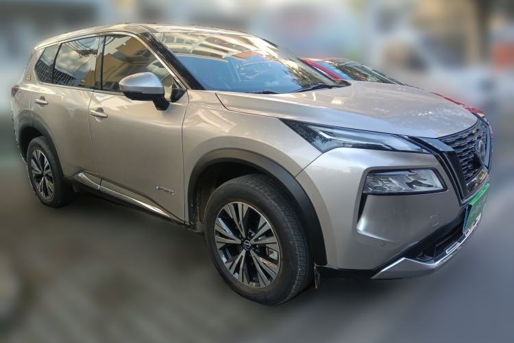 Used Nissan X-Trail 2023 e-POWER Ultra-Hybrid Dual-Motor All-Wheel-Drive Luxury Edition Front Right 45 Deg