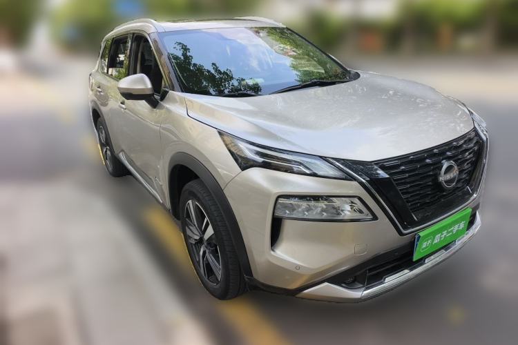 Used Nissan X-Trail 2023 e-POWER Ultra-Hybrid Dual-Motor All-Wheel-Drive Supreme Edition Front Right 45 Deg