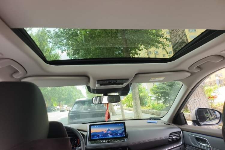 Used Nissan X-Trail 2023 e-POWER Ultra-Hybrid Dual-Motor All-Wheel-Drive Supreme Edition Headliner