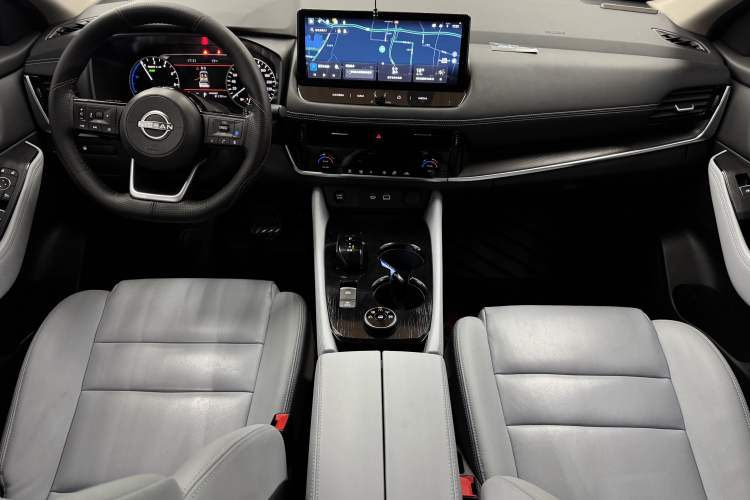 Used Nissan X-Trail 2023 e-POWER Ultra-Hybrid Dual-Motor All-Wheel-Drive Luxury Edition Interior 2