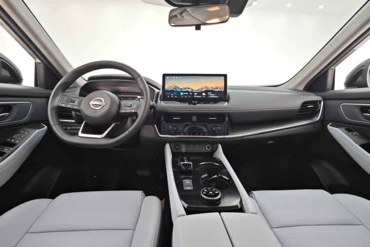 Used Nissan X-Trail 2023 e-POWER Ultra-Hybrid Dual-Motor All-Wheel-Drive Luxury Edition Interior 4