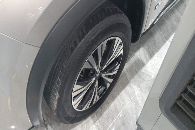 Used Nissan X-Trail 2023 e-POWER Ultra-Hybrid Dual-Motor All-Wheel-Drive Luxury Edition Left Front Wheel Hub