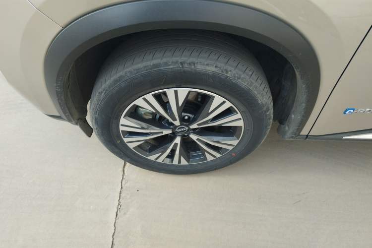 Used Nissan X-Trail 2023 e-POWER Ultra-Hybrid Dual-Motor All-Wheel-Drive Luxury Edition Left Front Wheel Hub