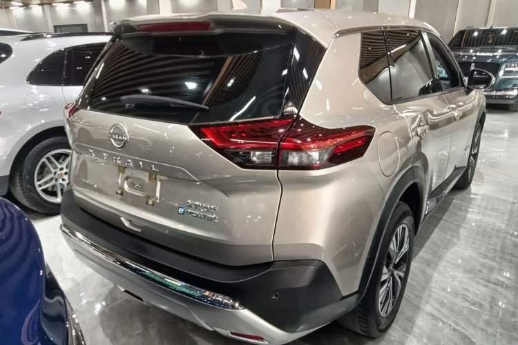 Used Nissan X-Trail 2023 e-POWER Ultra-Hybrid Dual-Motor All-Wheel-Drive Luxury Edition Rear Right 45 Deg