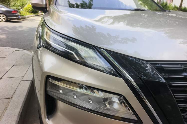 Used Nissan X-Trail 2023 e-POWER Ultra-Hybrid Dual-Motor All-Wheel-Drive Supreme Edition Right Front Headlight