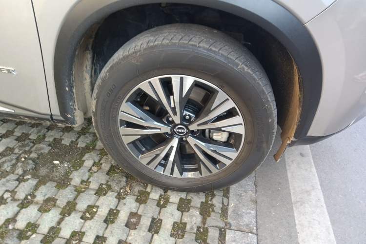 Used Nissan X-Trail 2023 e-POWER Ultra-Hybrid Dual-Motor All-Wheel-Drive Luxury Edition Right Front Wheel Hub