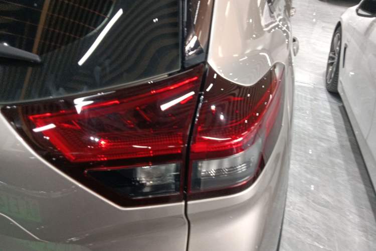 Used Nissan X-Trail 2023 e-POWER Ultra-Hybrid Dual-Motor All-Wheel-Drive Luxury Edition Right Rear Taillight