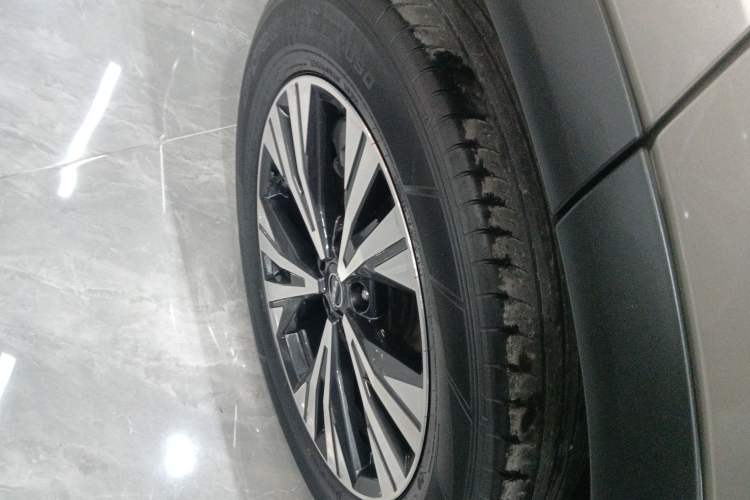 Used Nissan X-Trail 2023 e-POWER Ultra-Hybrid Dual-Motor All-Wheel-Drive Luxury Edition Right Rear Wheel Hub