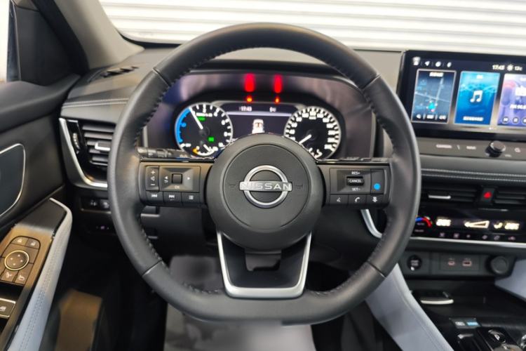 Used Nissan X-Trail 2023 e-POWER Ultra-Hybrid Dual-Motor All-Wheel-Drive Luxury Edition Steering Wheel