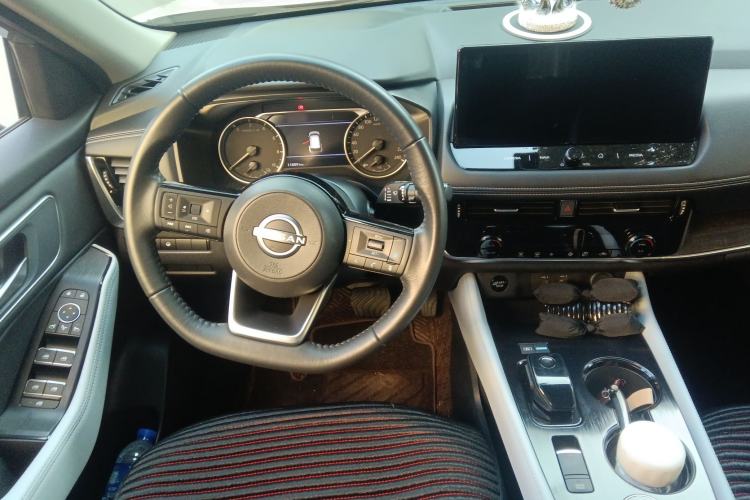 Used Nissan X-Trail 2023 e-POWER Ultra-Hybrid Dual-Motor All-Wheel-Drive Luxury Edition Steering Wheel