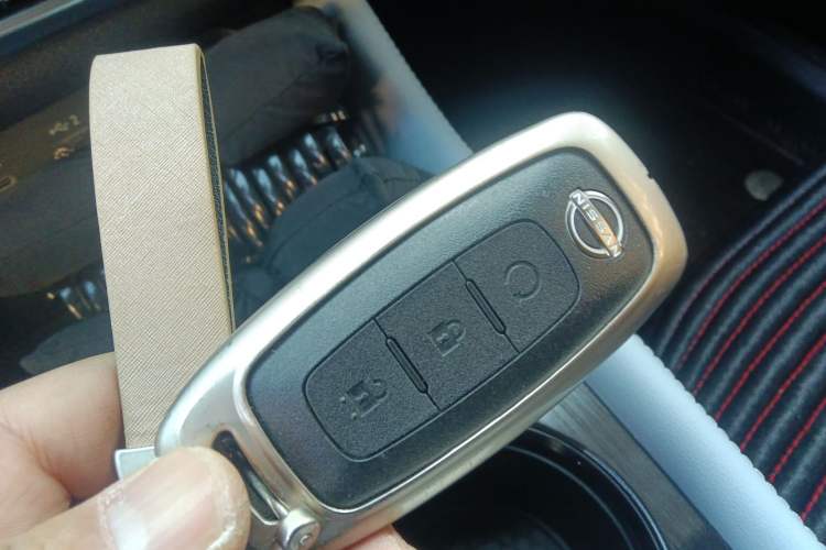 Used Nissan X-Trail 2023 e-POWER Ultra-Hybrid Dual-Motor All-Wheel-Drive Luxury Edition Vehicle Key
