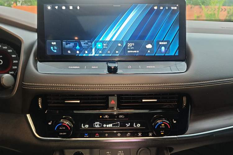 Used Nissan X-Trail 2023 e-POWER Ultra-Hybrid Dual-Motor All-Wheel-Drive Supreme Edition Audio And AC Panel