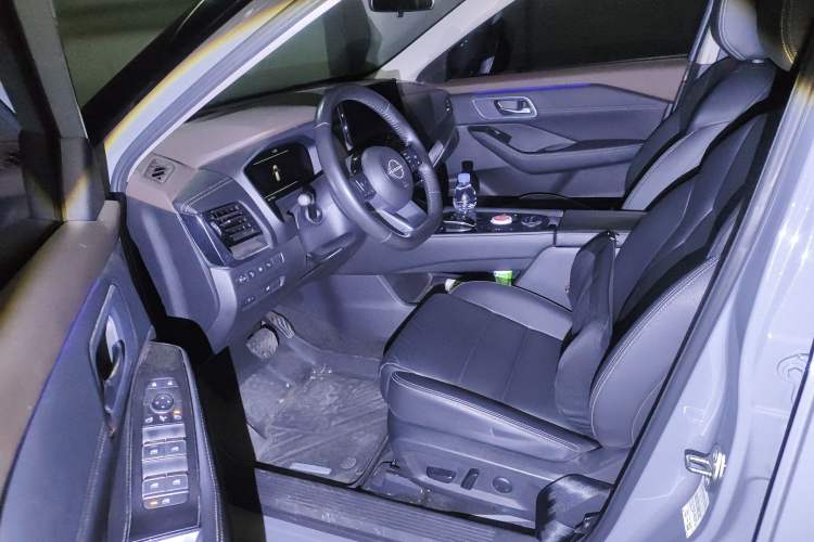 Used Nissan X-Trail 2023 e-POWER Ultra-Hybrid Dual-Motor All-Wheel-Drive Supreme Edition Driver Seat