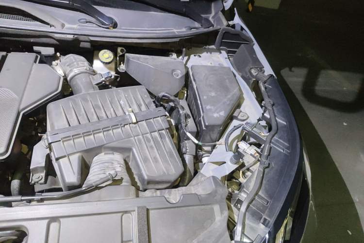 Used Nissan X-Trail 2023 e-POWER Ultra-Hybrid Dual-Motor All-Wheel-Drive Supreme Edition Engine Bay Left