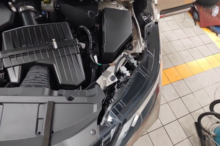 Used Nissan X-Trail 2023 e-POWER Ultra-Hybrid Dual-Motor All-Wheel-Drive Luxury Edition Engine Bay Left