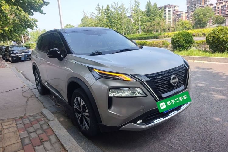 Used Nissan X-Trail 2023 e-POWER Ultra-Hybrid Dual-Motor All-Wheel-Drive Luxury Edition Front Right 45 Deg