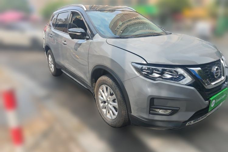 Used Nissan X-Trail 2023 Classic 2.0L Two-Wheel Drive Smart Connect Premium Edition Front Right 45 Deg