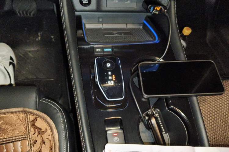 Used Nissan X-Trail 2023 e-POWER Ultra-Hybrid Dual-Motor All-Wheel-Drive Supreme Edition Gear Lever