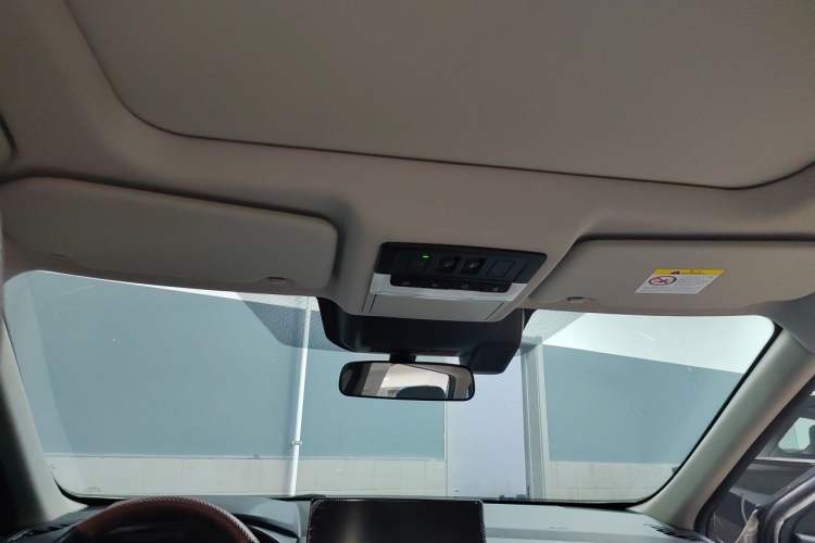 Used Nissan X-Trail 2023 e-POWER Ultra-Hybrid Dual-Motor All-Wheel-Drive Luxury Edition Headliner
