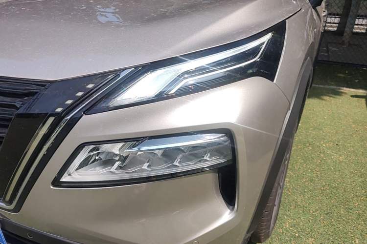 Used Nissan X-Trail 2023 e-POWER Ultra-Hybrid Dual-Motor All-Wheel-Drive Luxury Edition Left Front Headlight