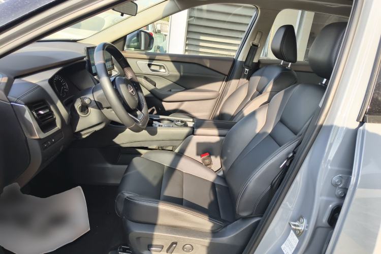 Used Nissan X-Trail 2023 e-POWER Ultra-Hybrid Dual-Motor All-Wheel-Drive Luxury Edition Left Front Seat