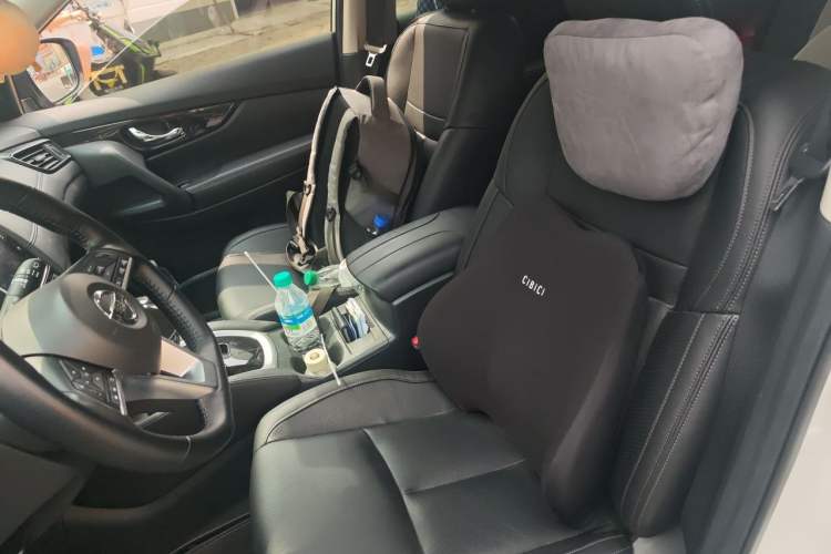 Used Nissan X-Trail 2023 Classic 2.0L Two-Wheel Drive Smart Connect Premium Edition Left Front Seat