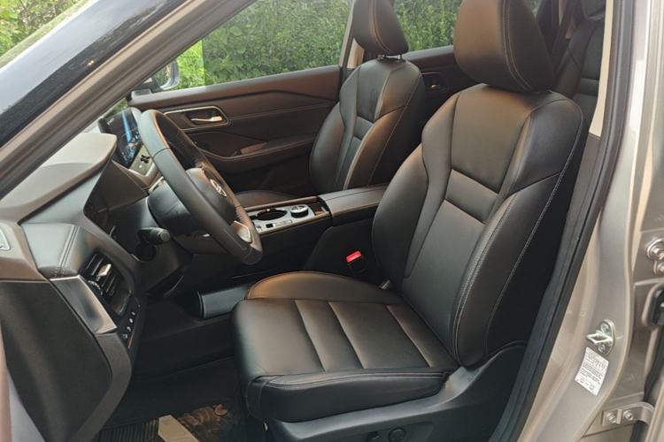 Used Nissan X-Trail 2023 e-POWER Ultra-Hybrid Dual-Motor All-Wheel-Drive Supreme Edition Left Front Seat