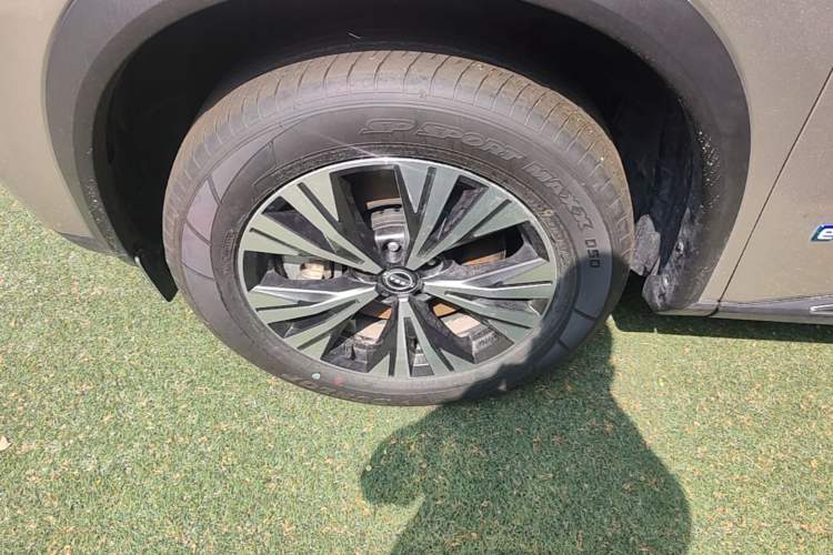 Used Nissan X-Trail 2023 e-POWER Ultra-Hybrid Dual-Motor All-Wheel-Drive Luxury Edition Left Front Wheel Hub